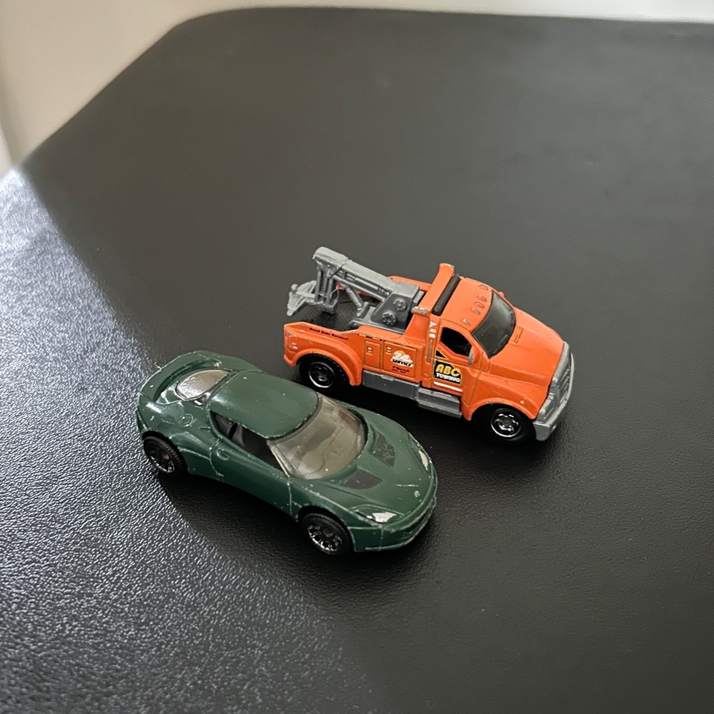 Assorted Die-Cast Toy Cars Set - Picture 3 of 9